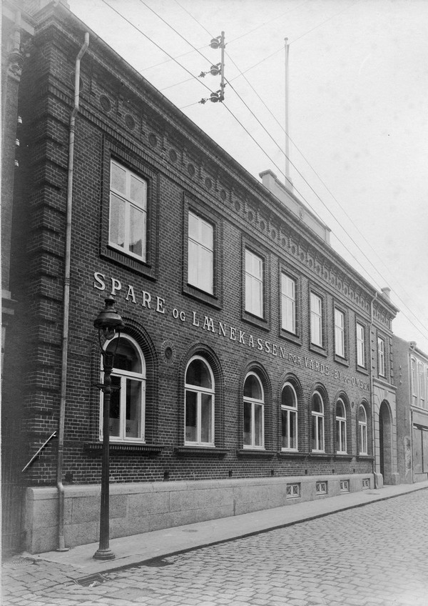 Sparekassen Kræmmergade 5. Ombygget 1926.